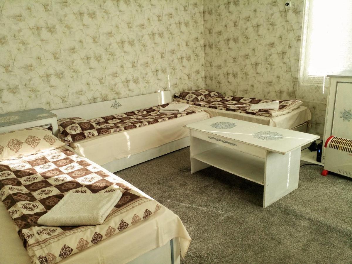 Guest House Emiliya Ovchartsi  Exterior photo