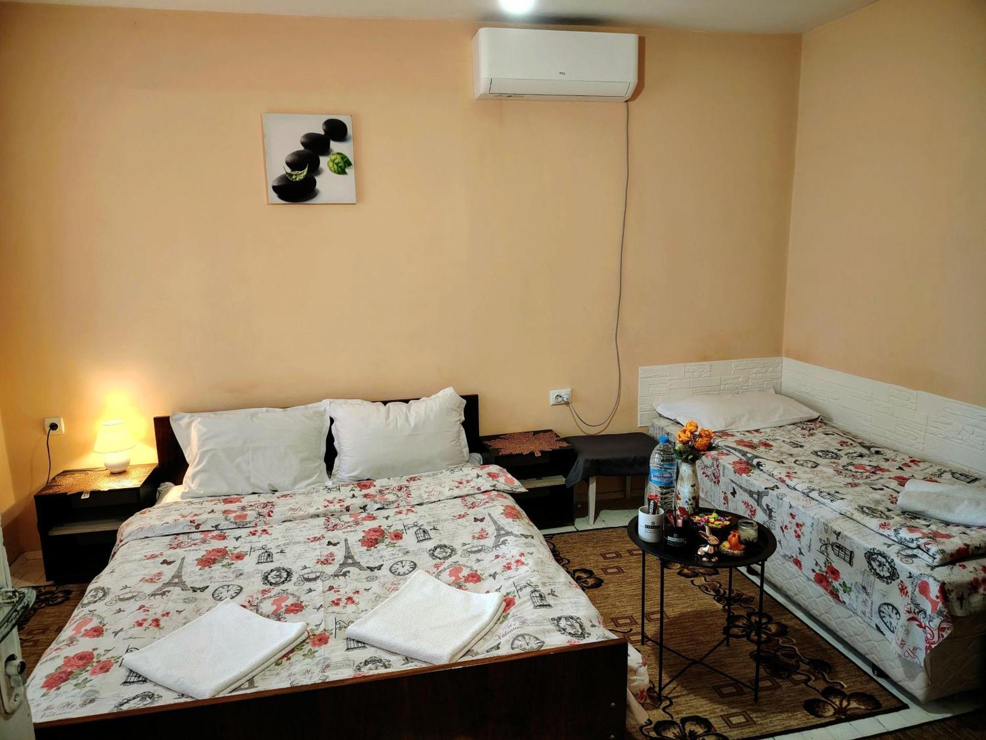Guest House Emiliya Ovchartsi  Exterior photo